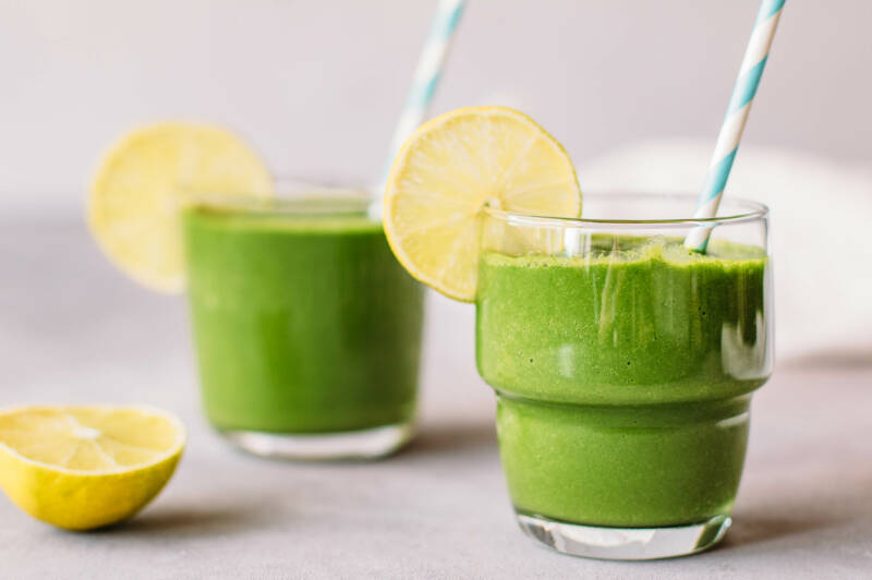 Batido refrescante de aguacate