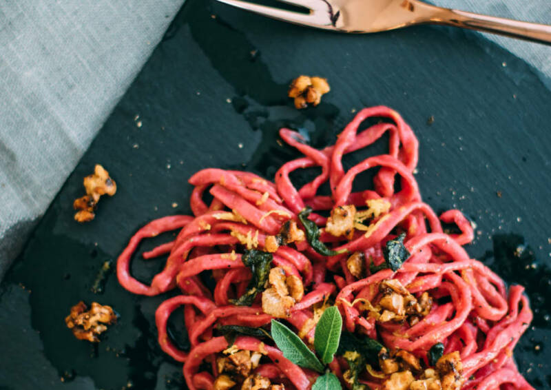 Hey : fideos de remolacha