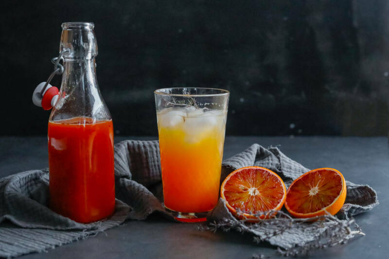 Sirope de jengibre con naranja sanguina y tomillo