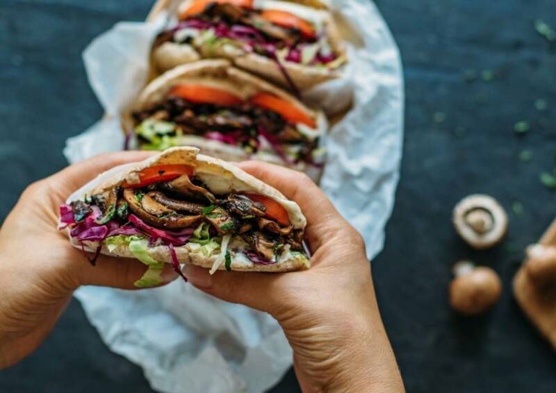 Gyros de hongos en pan plano
