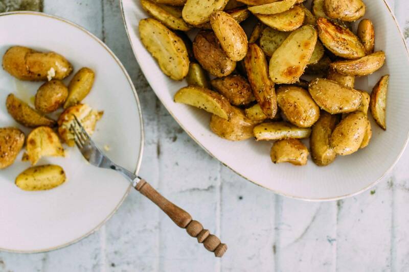 Patatas al romero asadas