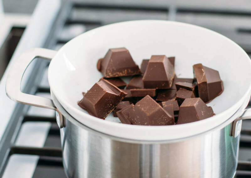 Derretir chocolate a baño maría