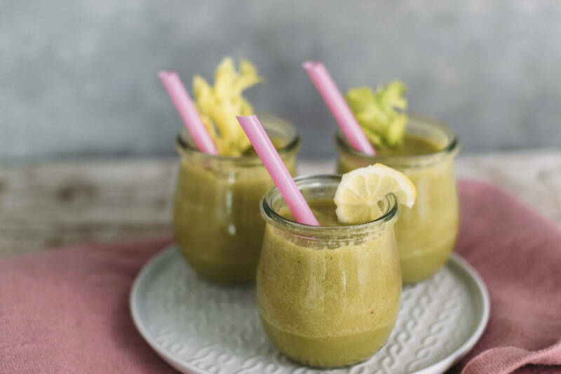 Batido de apio matcha