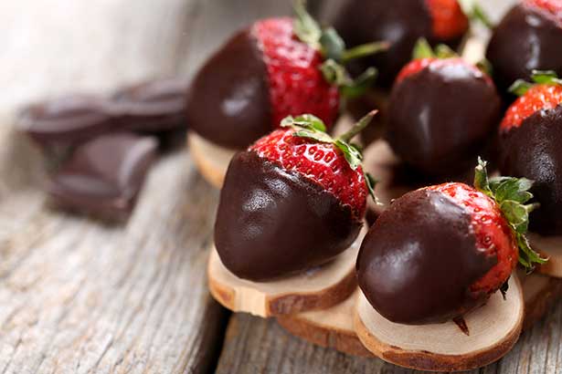 Fresas Recubiertas Chocolate negro.