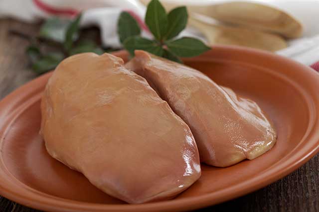 Hígado De Ganso Francés En Un Plato.